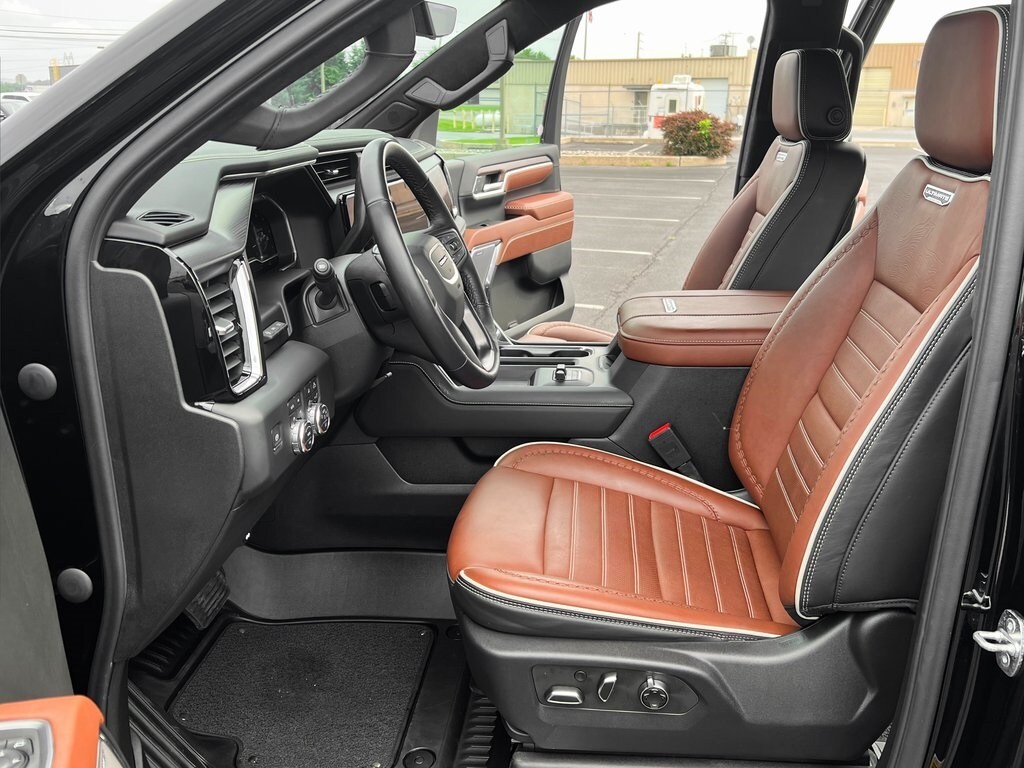 2024 Gmc Sierra HD Denali Ultimate photo 2