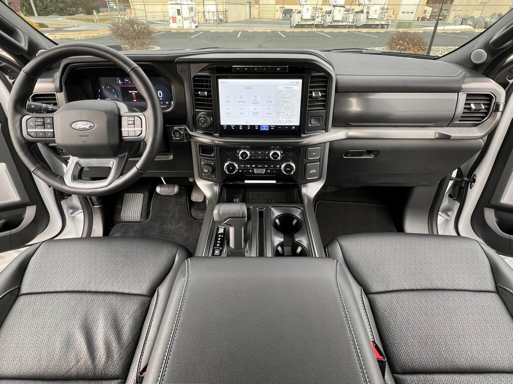 2024 Ford F-150 Lariat photo 3