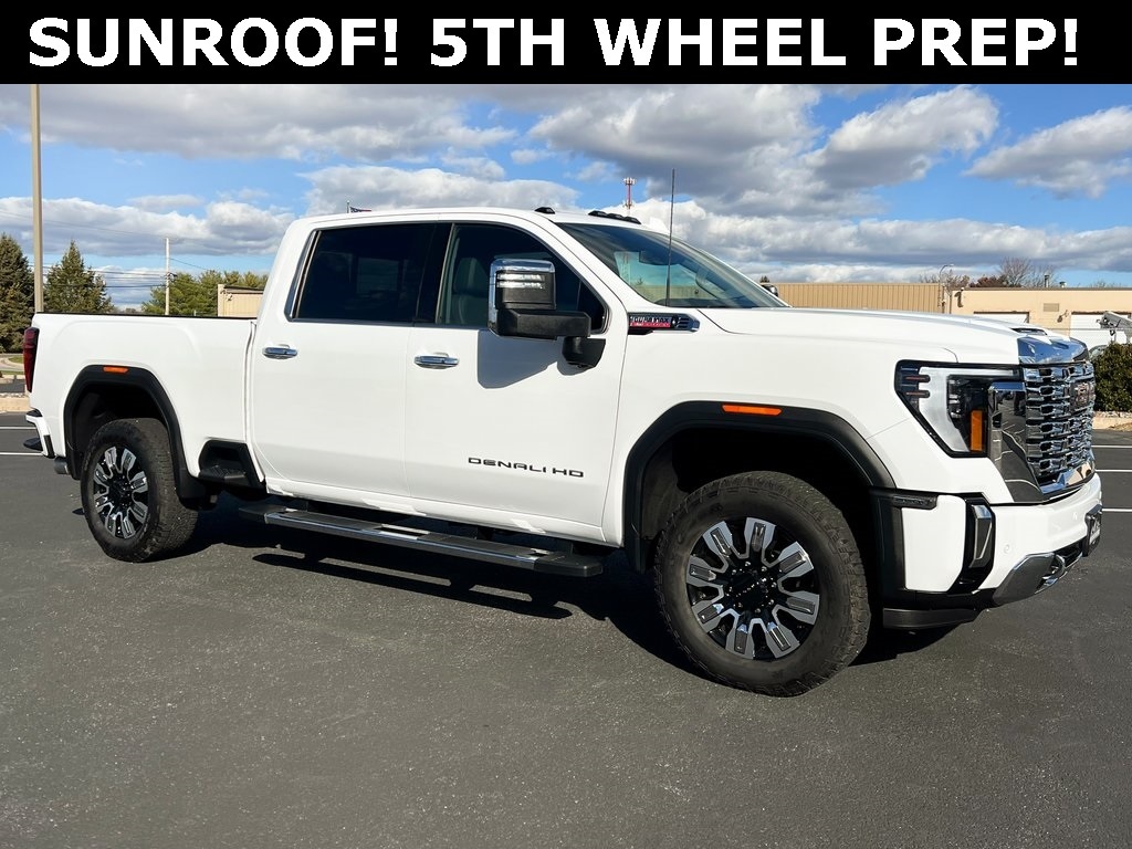 2025 GMC Sierra 2500HD Denali's photo