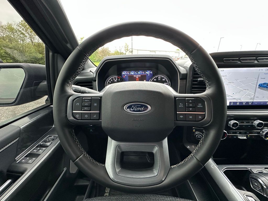 2023 Ford F-150 XLT - Photo 8