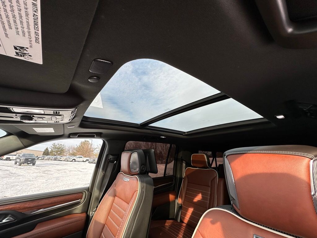 Used 2023 GMC Yukon XL Denali Ultimate SUV