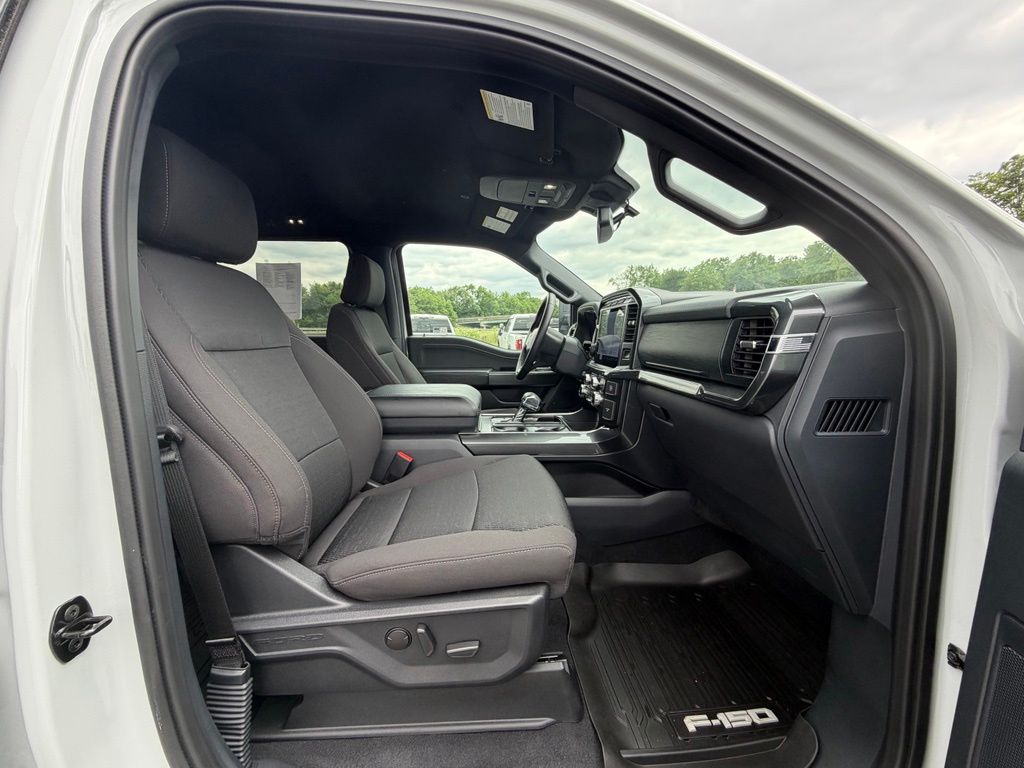 2023 Ford F-150 XLT - Photo 24