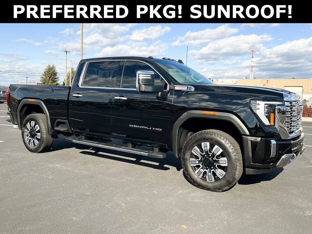 2025 GMC Sierra 2500HD Denali's photo