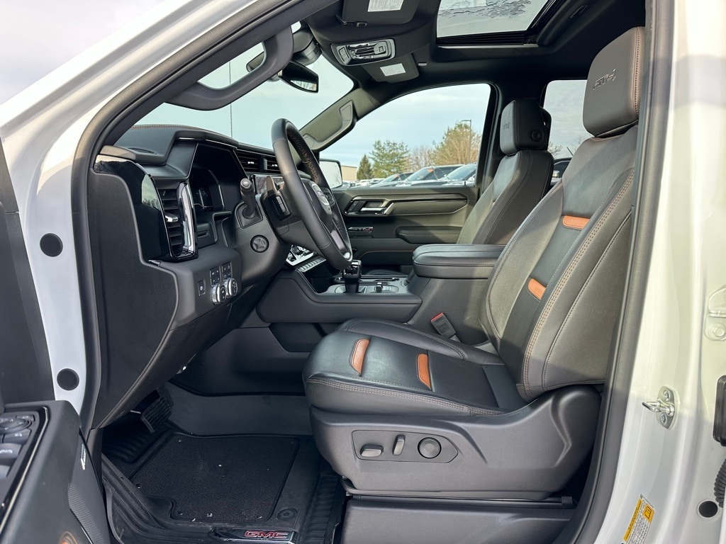 Used 2025 GMC Sierra 1500 AT4 Truck