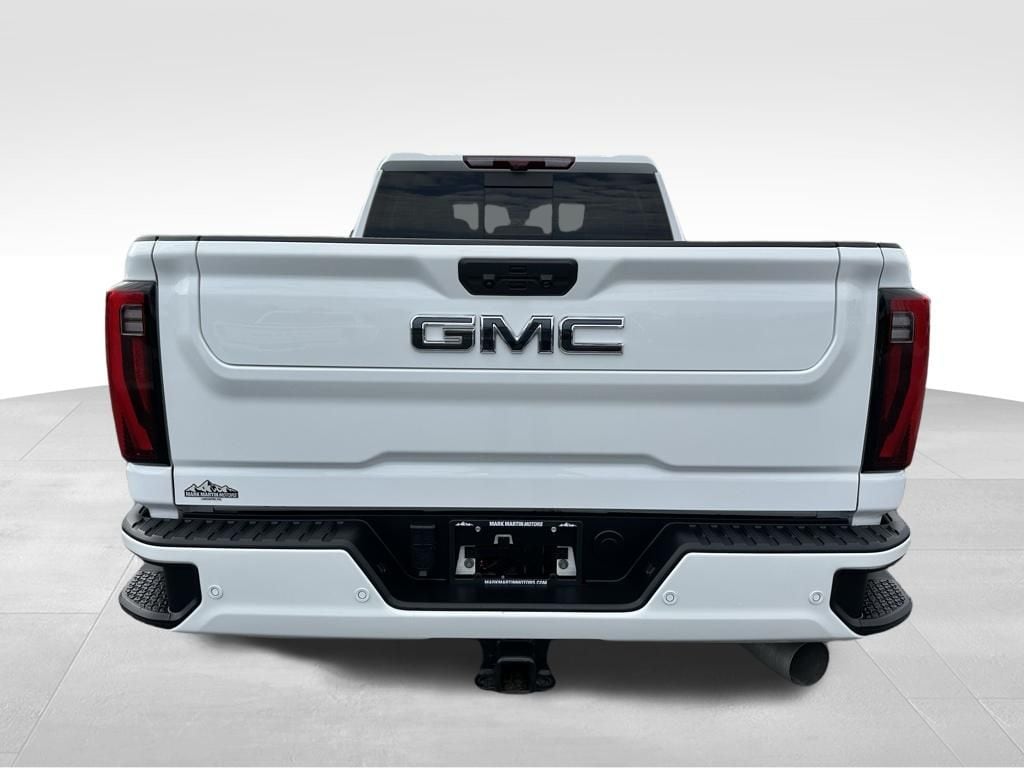 2025 GMC Sierra 3500HD Denali Ultimate - Photo 18