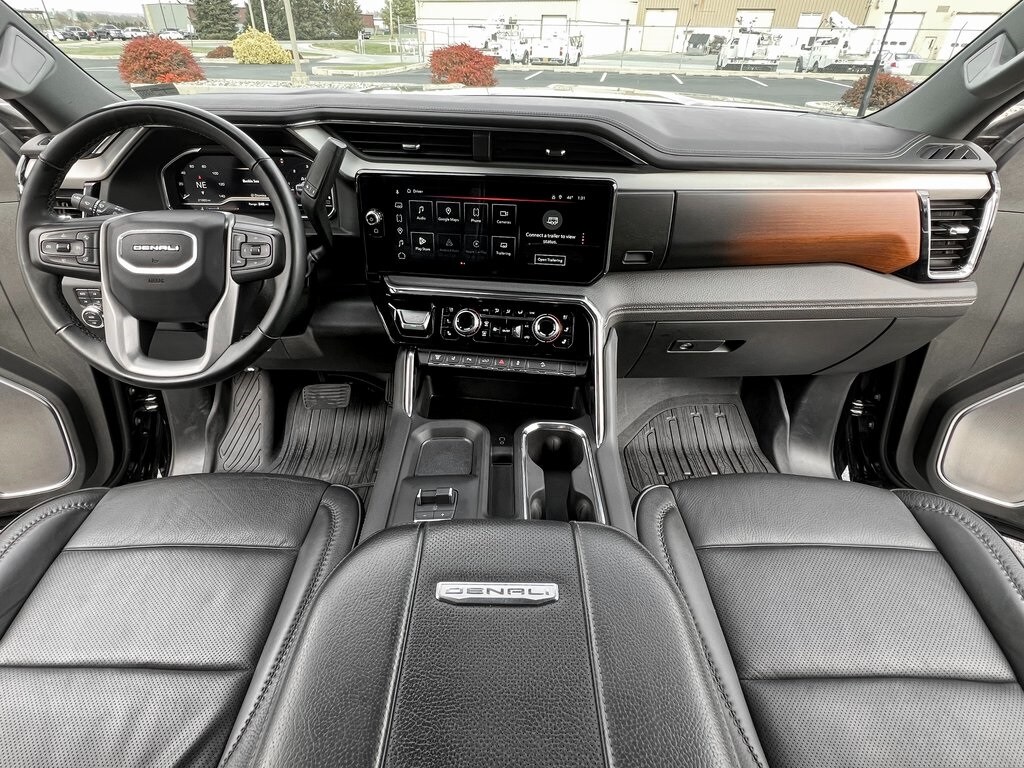 Used 2025 GMC Sierra 2500HD Denali Truck