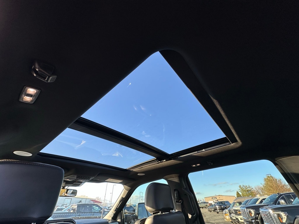 Used 2024 Ford F-350SD Platinum Truck