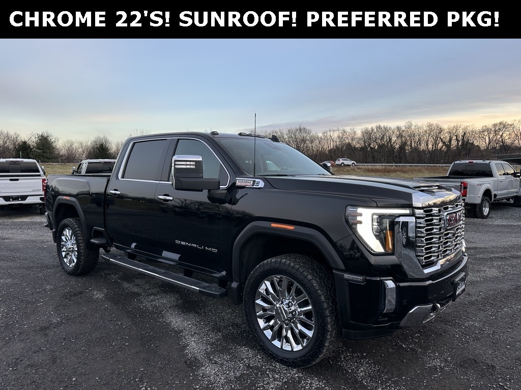 2024 GMC Sierra 2500HD Denali's photo