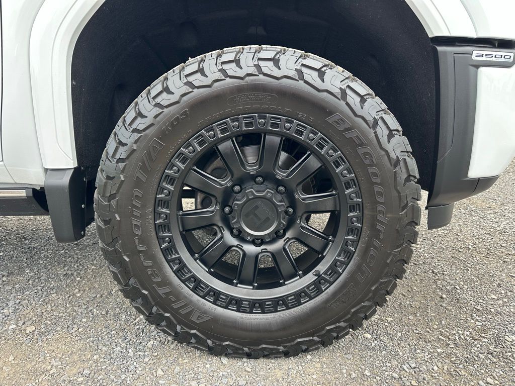 2025 GMC Sierra 3500HD Denali Ultimate - Photo 26