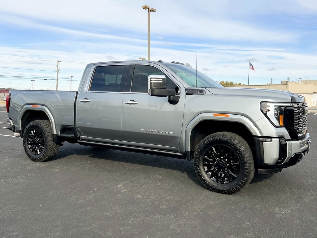 Used 2025 GMC Sierra 3500HD Denali Ultimate Truck