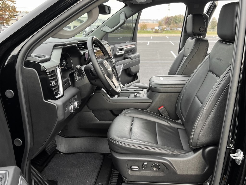 Used 2025 GMC Sierra 2500HD Denali Truck