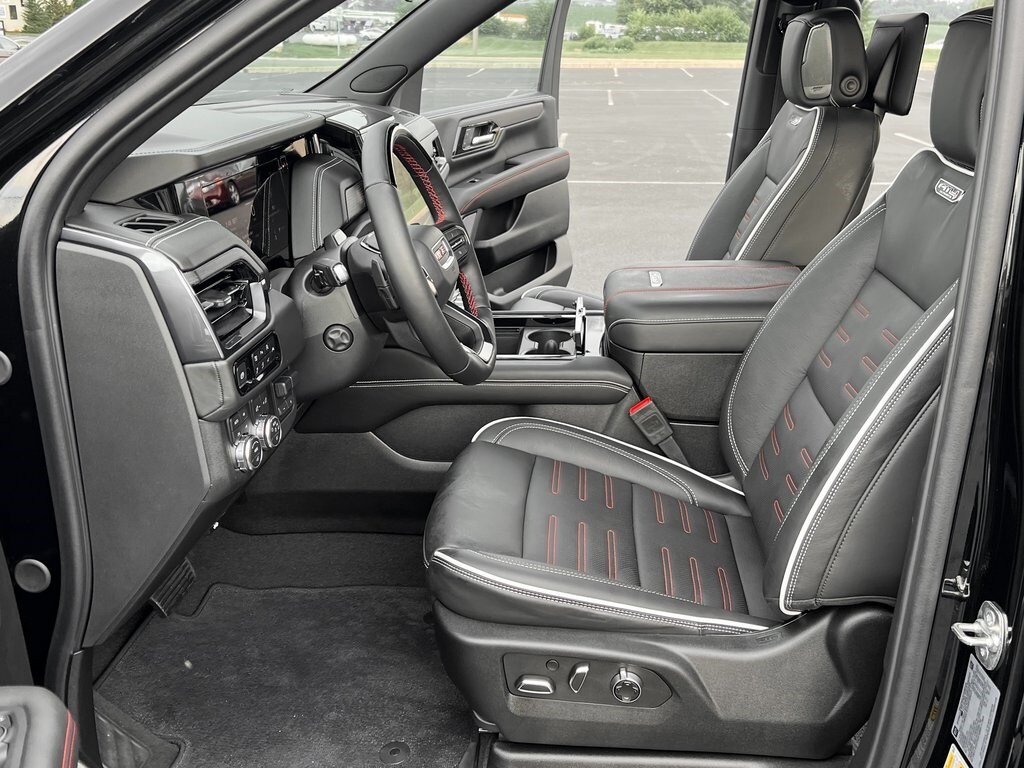 2025 Gmc Yukon XL AT4 Ultimate photo 2