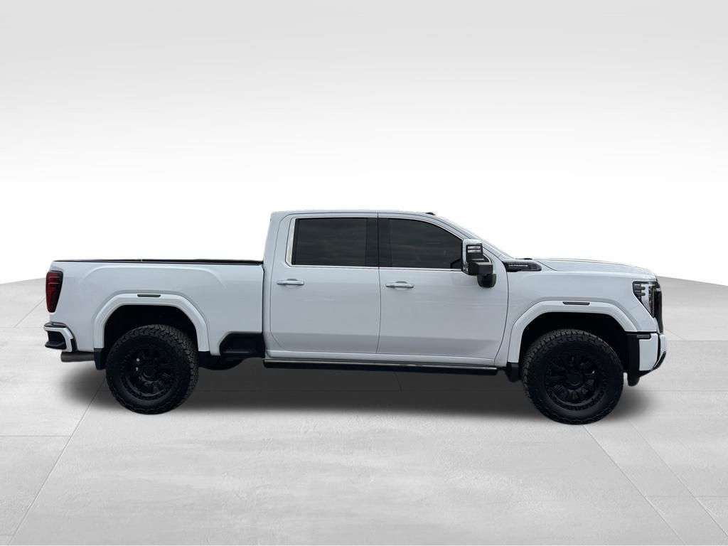 2025 GMC Sierra 3500HD Denali Ultimate - Photo 25
