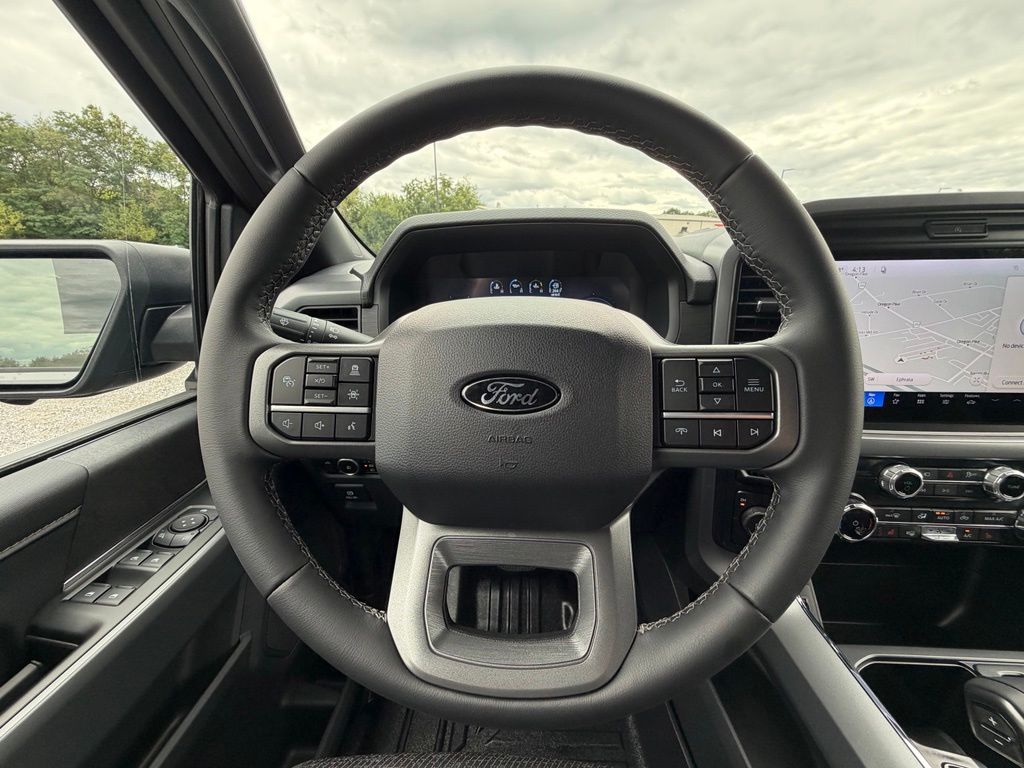 2026 Ford F-150 XLT - Photo 9