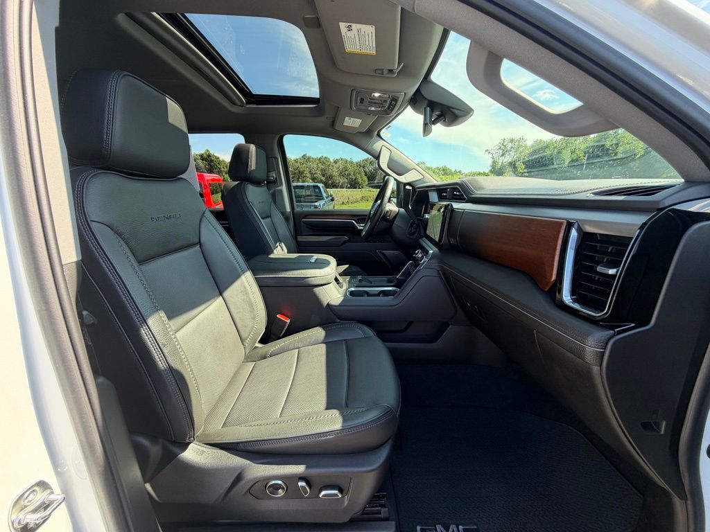 2025 GMC Sierra 2500HD Denali - Photo 24