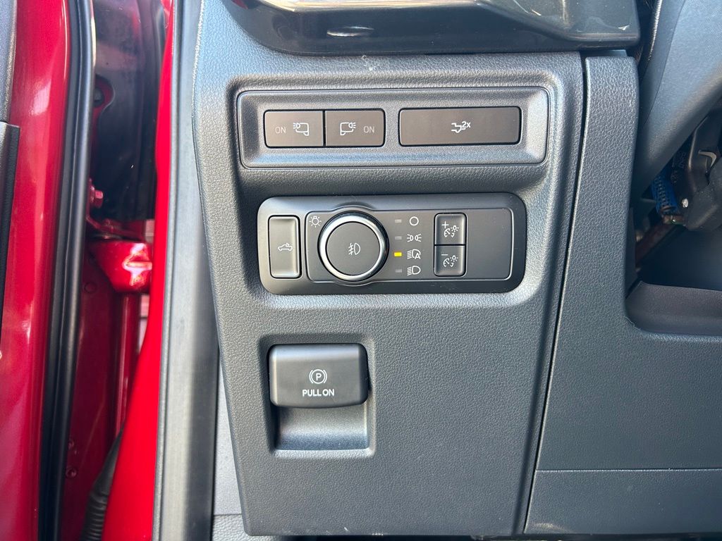 2022 Ford F-150 XLT - Photo 8