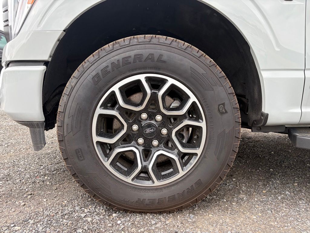 2023 Ford F-150 XLT - Photo 14