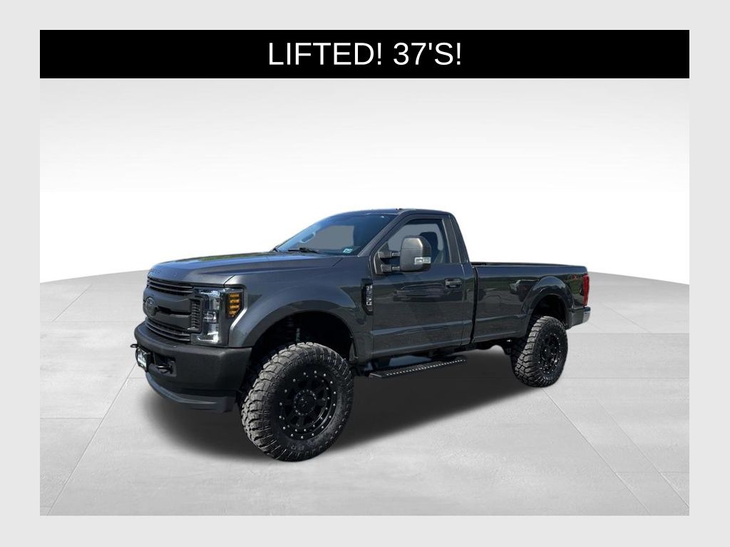 2017 Ford F-250 XL 4x4 Regular Cab 8' Box's photo