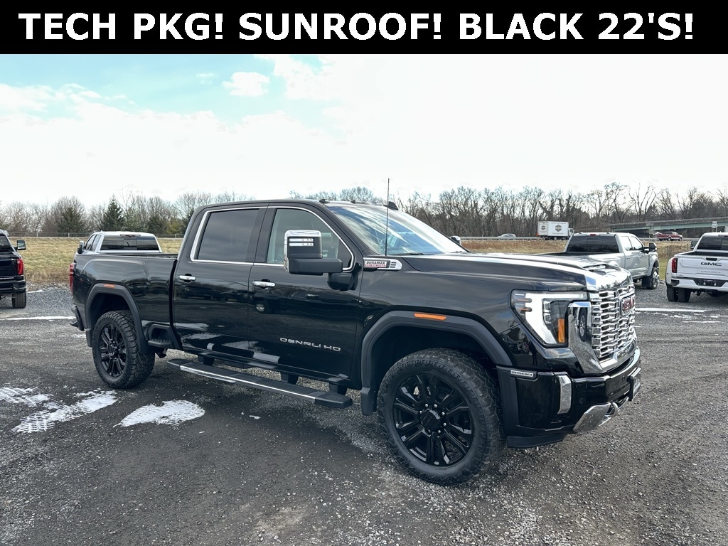 2024 GMC Sierra 2500HD Denali's photo