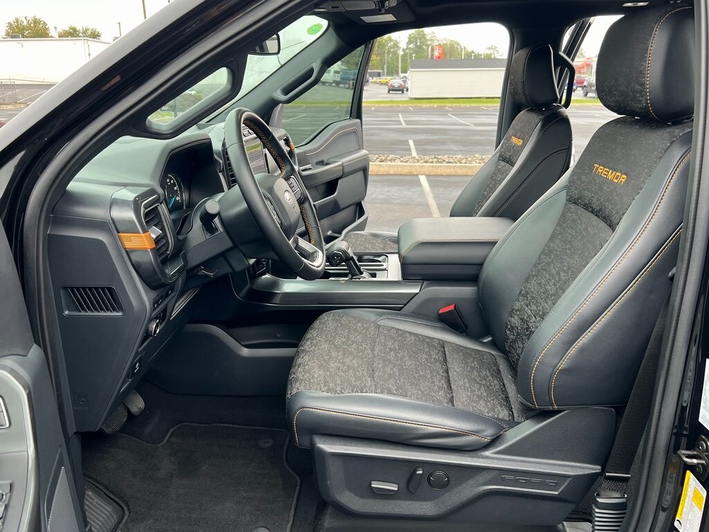 2023 Ford F-150 Tremor photo 2