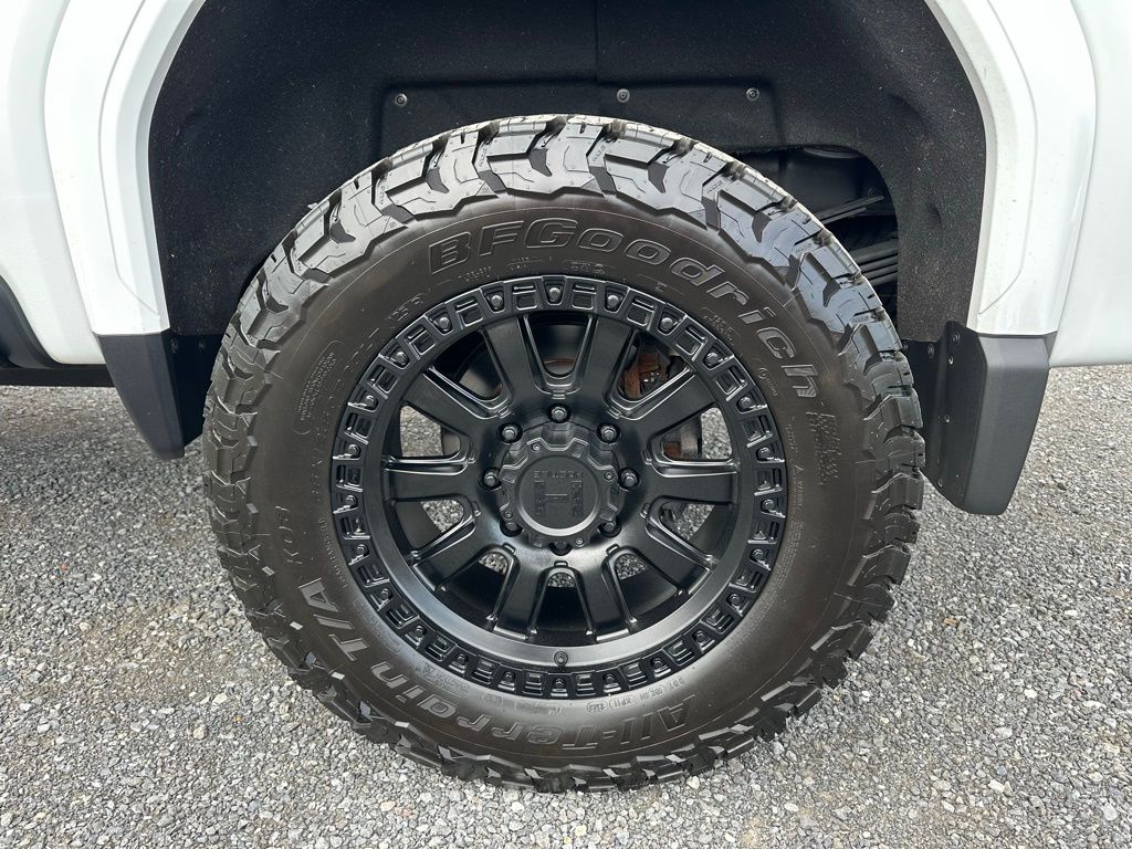 2025 GMC Sierra 3500HD Denali Ultimate - Photo 16