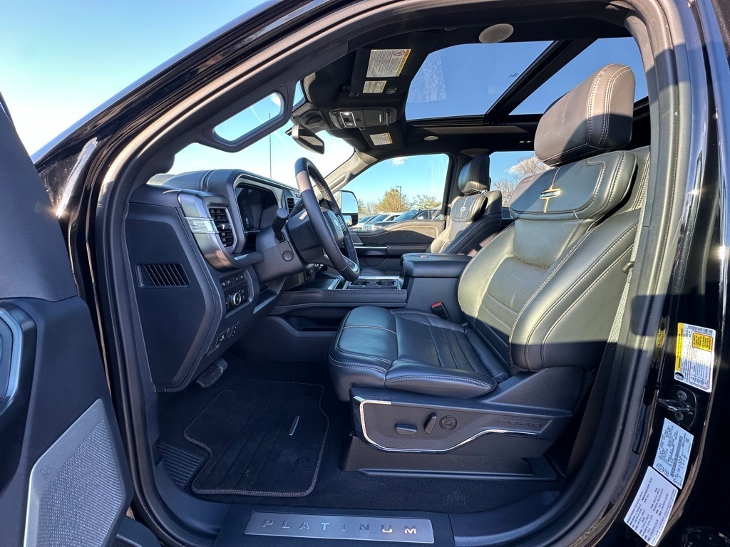 Used 2024 Ford F-350SD Platinum Truck