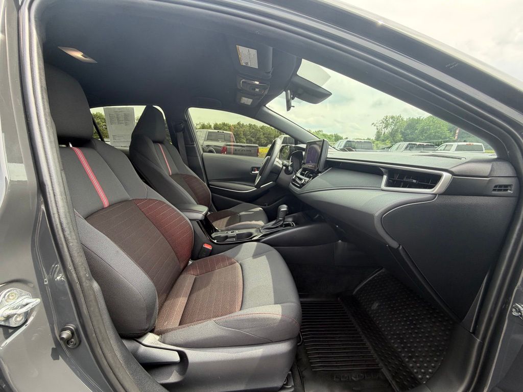 2024 Toyota Corolla SE - Photo 21