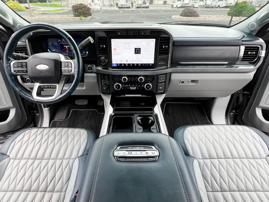 2024 Ford F-450 photo 3