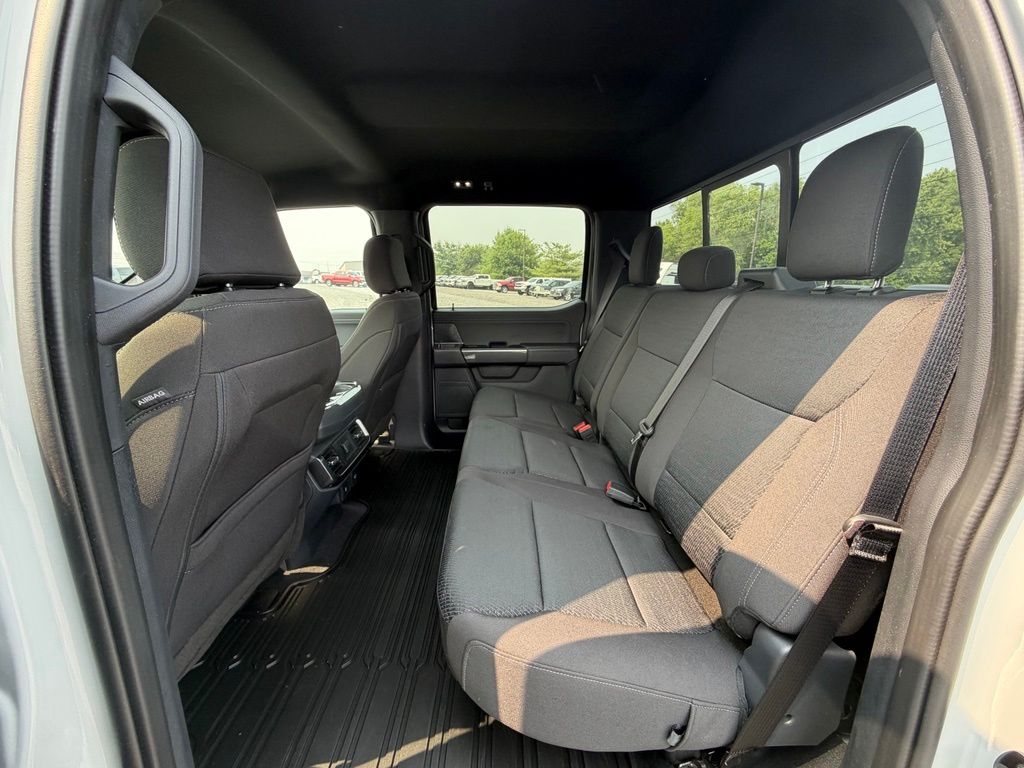 2023 Ford F-150 XLT - Photo 6