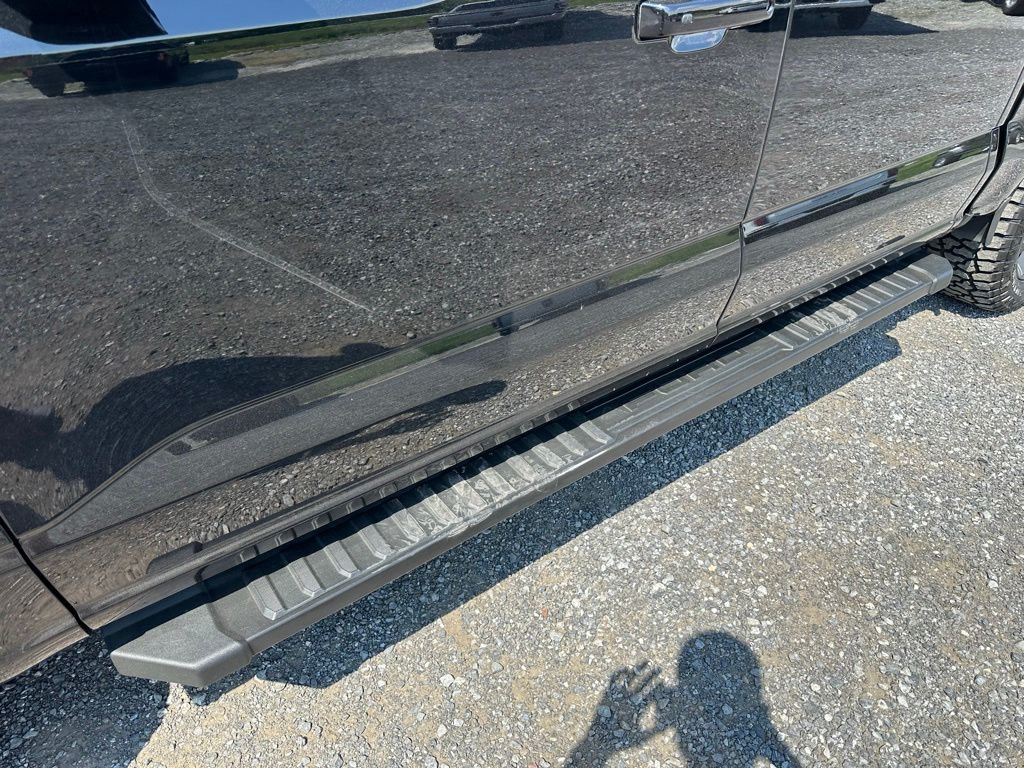 2023 Ford F-150 XLT - Photo 13