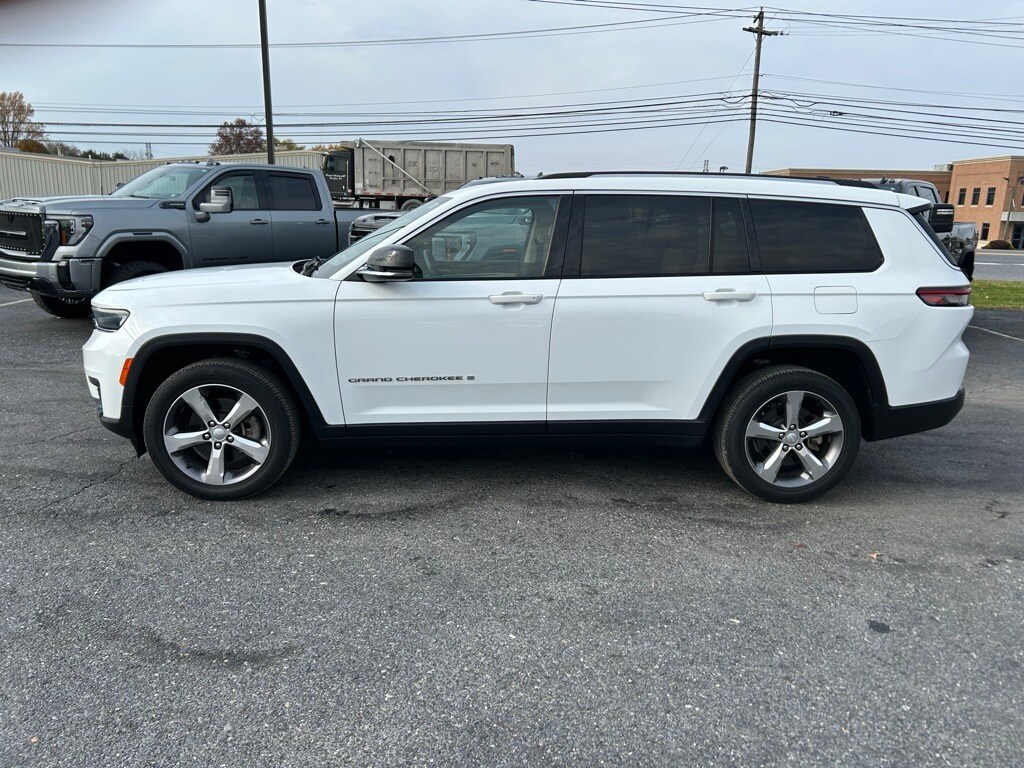 2021 Jeep Grand Cherokee Limited photo 3
