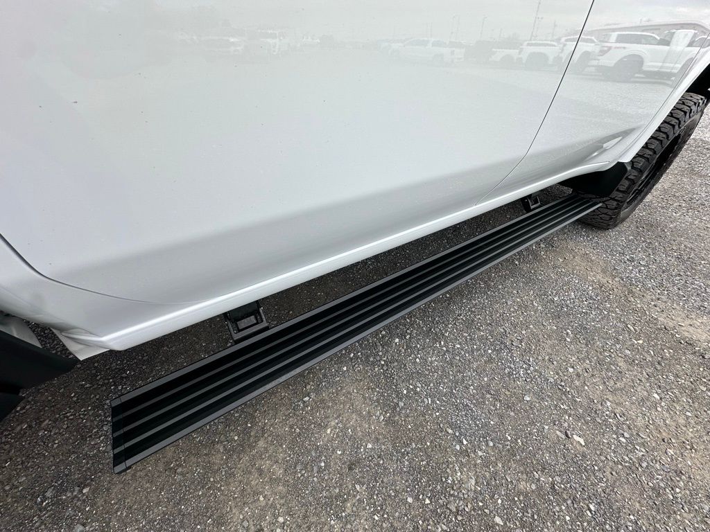 2025 GMC Sierra 3500HD Denali Ultimate - Photo 22