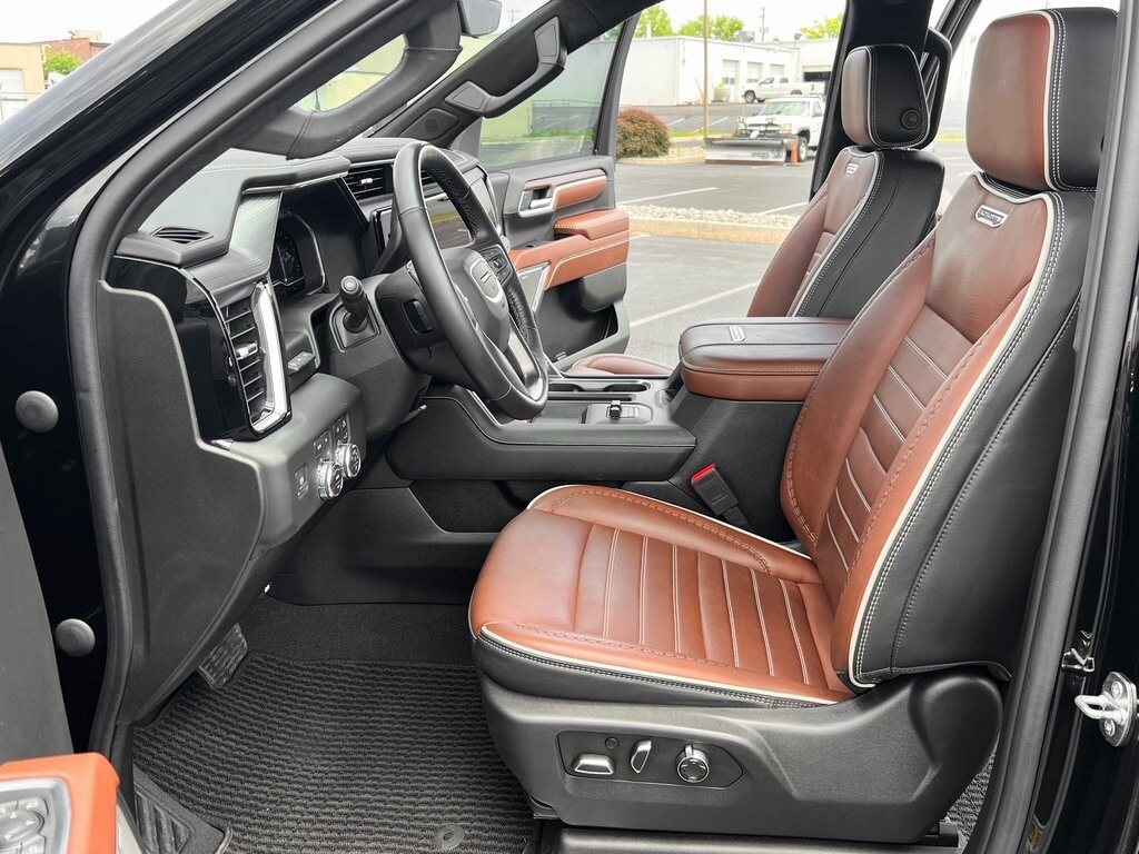 2024 Gmc Sierra HD Denali Ultimate photo 2