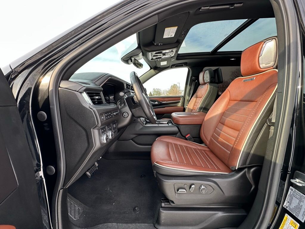 Used 2023 GMC Yukon XL Denali Ultimate SUV