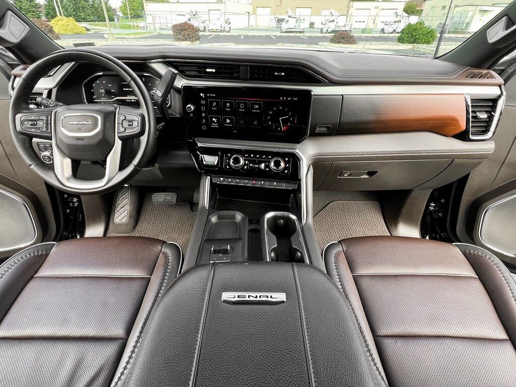 Used 2024 GMC Sierra 2500HD Denali Truck