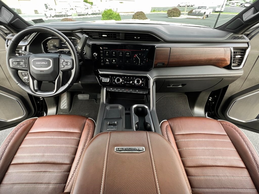 2024 Gmc Sierra HD Denali Ultimate photo 3