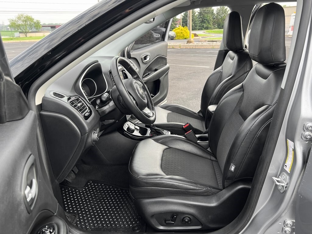2018 Jeep Compass Altitude photo 2