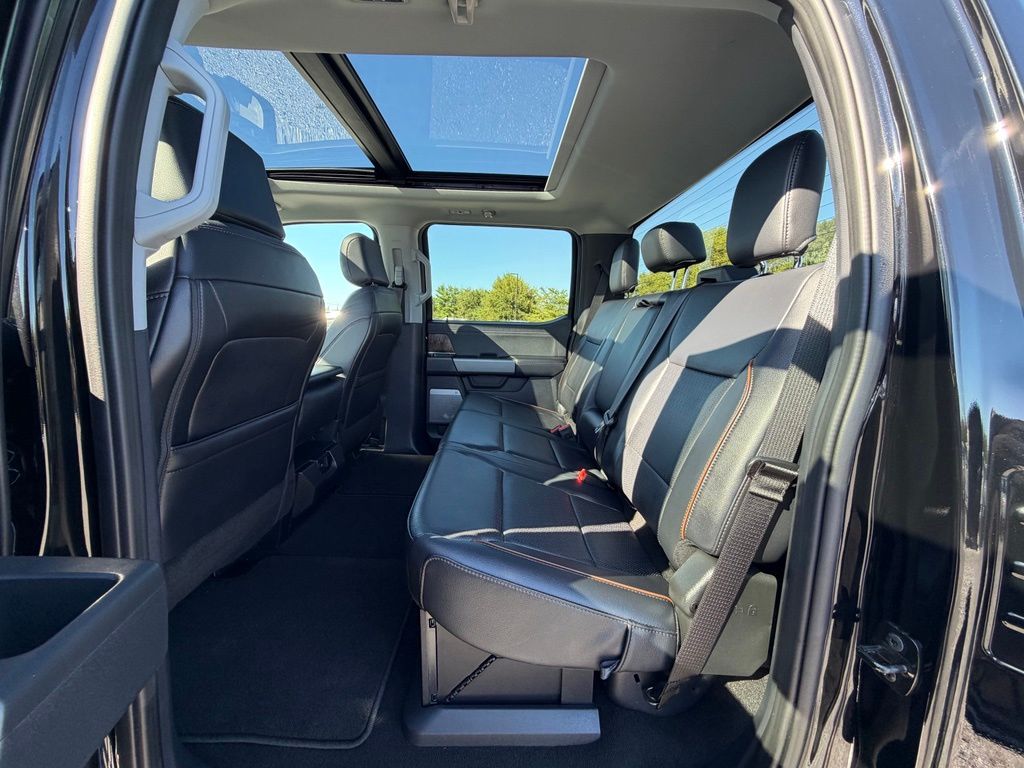 2025 Ford F-350 Super Duty Lariat - Photo 7