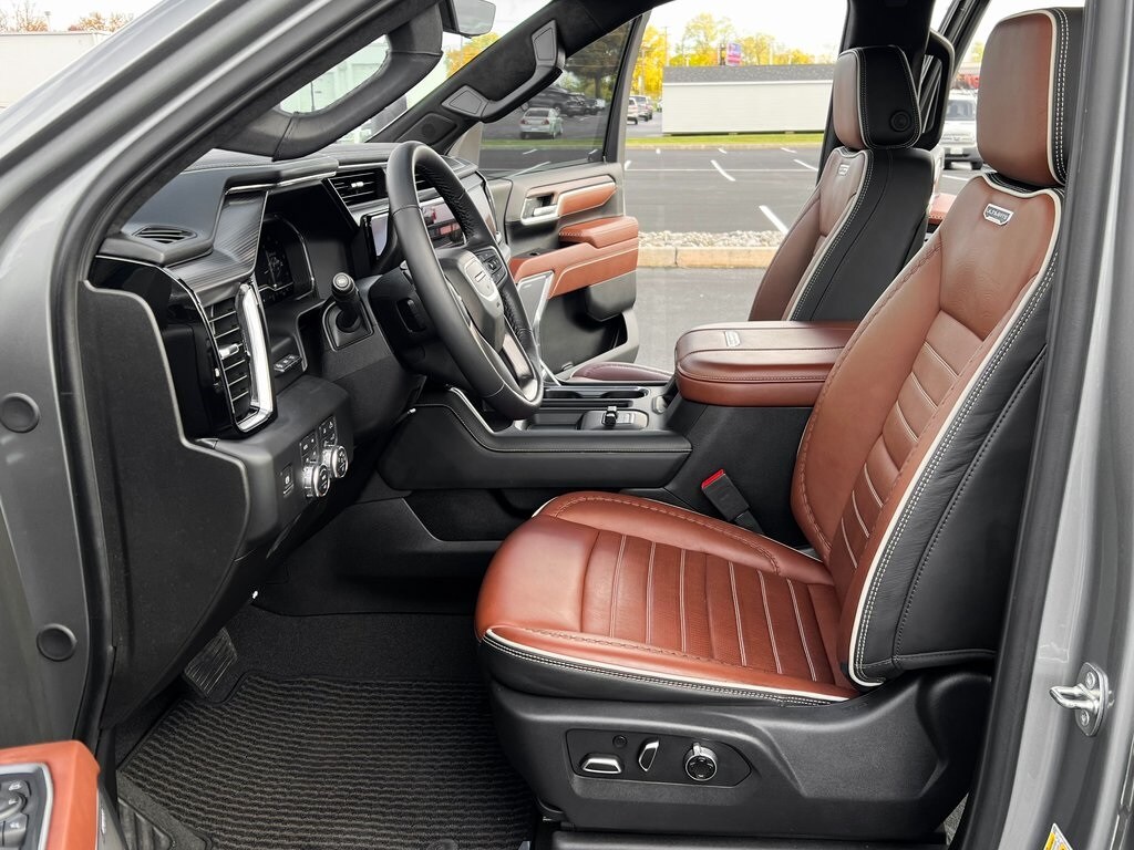 2024 Gmc Sierra HD Denali Ultimate photo 2