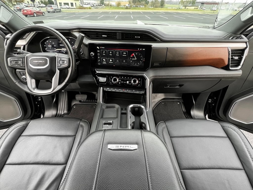 Used 2025 GMC Sierra 2500HD Denali Truck