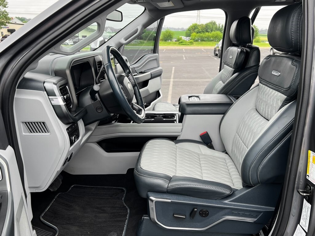 2024 Ford F-450 photo 2