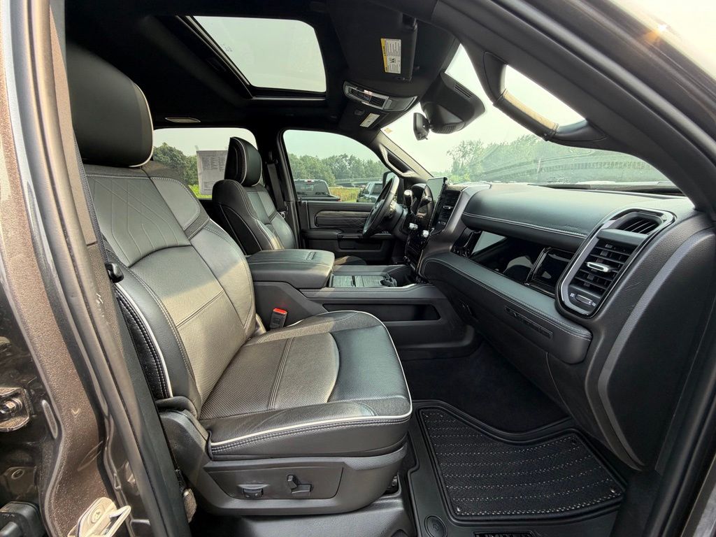 2025 RAM Ram 2500 Pickup Limited - Photo 25