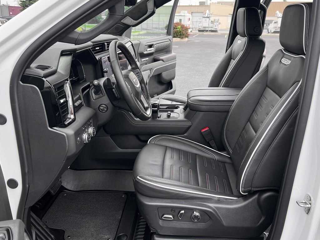 2024 Gmc Sierra 1500 AT4X photo 2