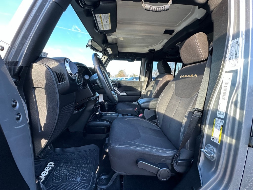 Used 2014 Jeep Wrangler Unlimited Sahara SUV