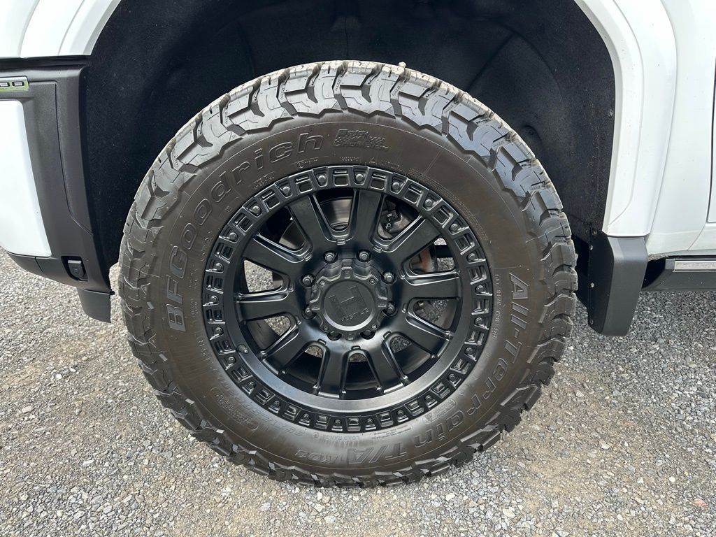 2025 GMC Sierra 3500HD Denali Ultimate - Photo 14