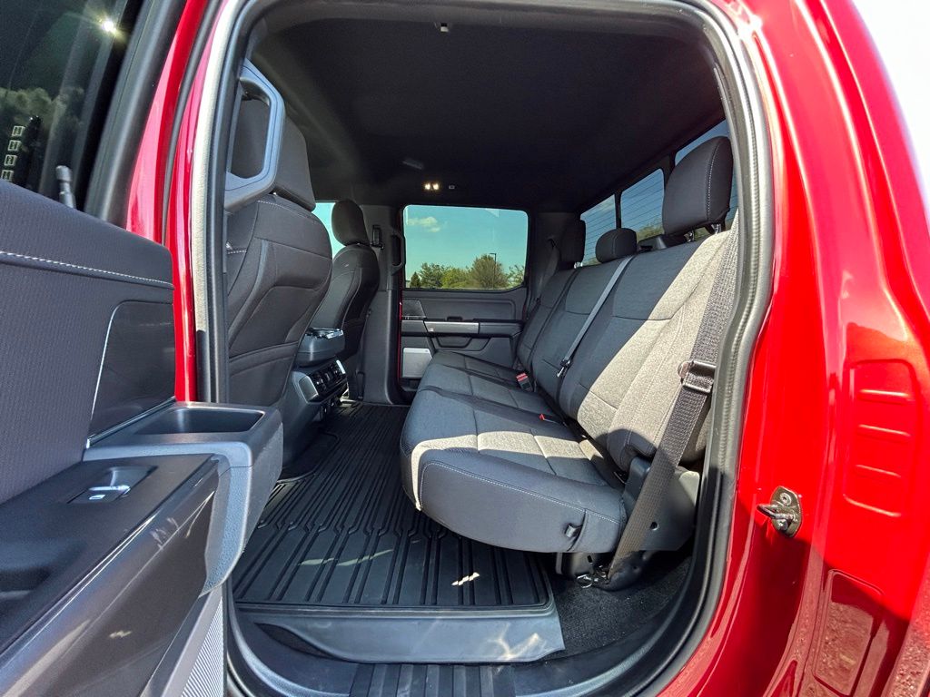 2022 Ford F-150 XLT - Photo 11