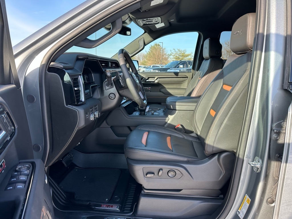 Used 2025 GMC Sierra 1500 AT4 Truck
