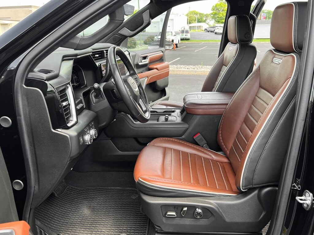 2024 Gmc Sierra HD Denali Ultimate photo 2