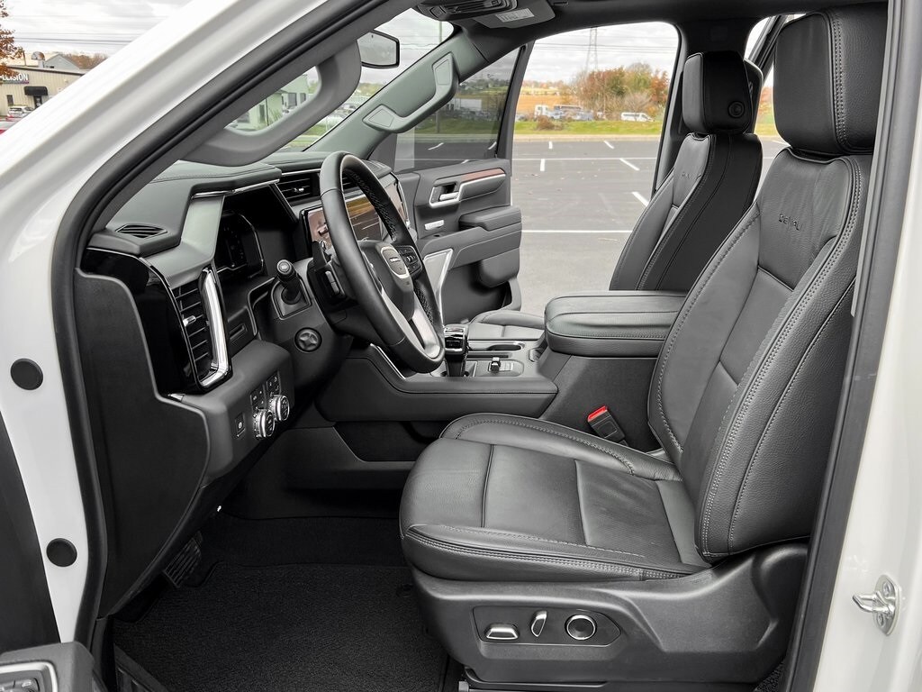 2025 Gmc Sierra 1500 Denali photo 2