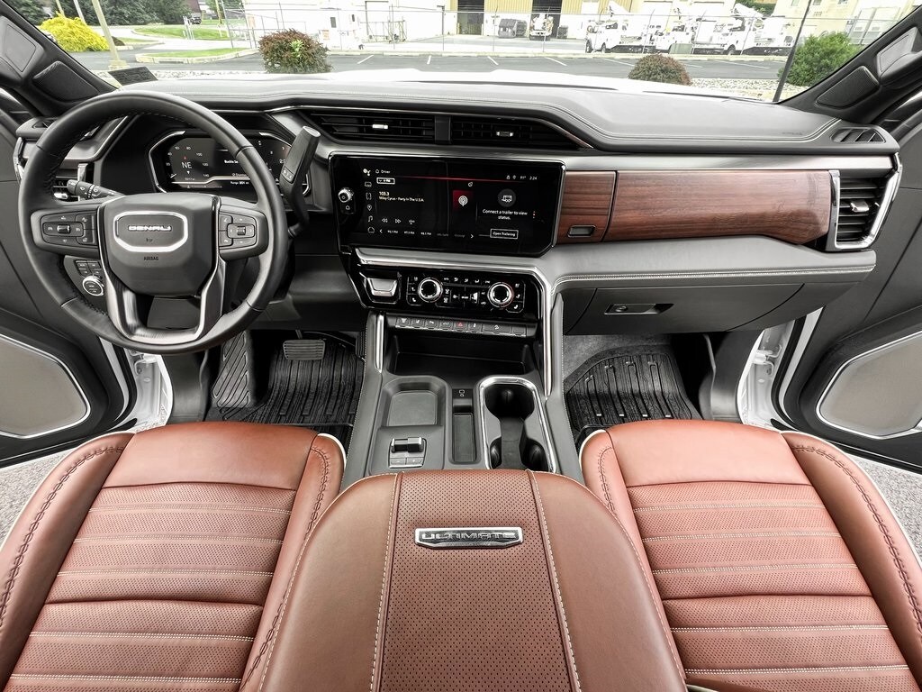 2025 Gmc Sierra HD Denali Ultimate photo 3